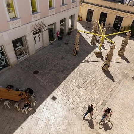 Deluxe Collection Kastel - Depadanse מלון