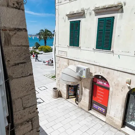 Deluxe Collection Kastel - Depadanse 4*