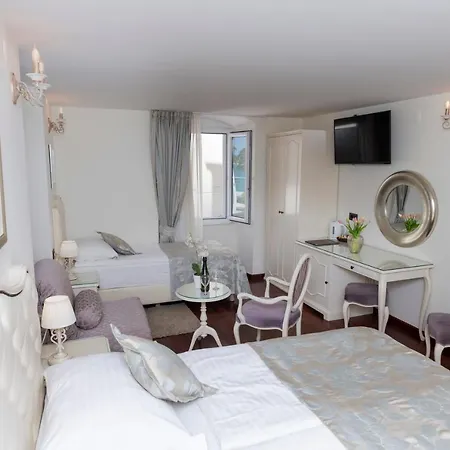 Deluxe Collection Kastel - Depadanse Ξενοδοχείο Σπλιτ