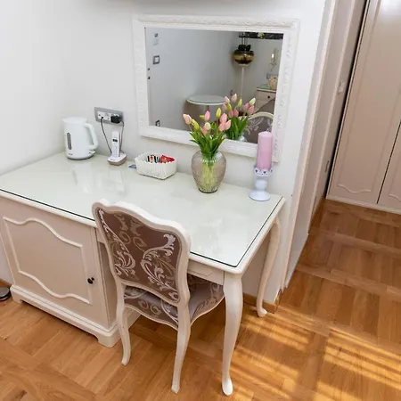 Deluxe Collection Kastel - Depadanse 4*